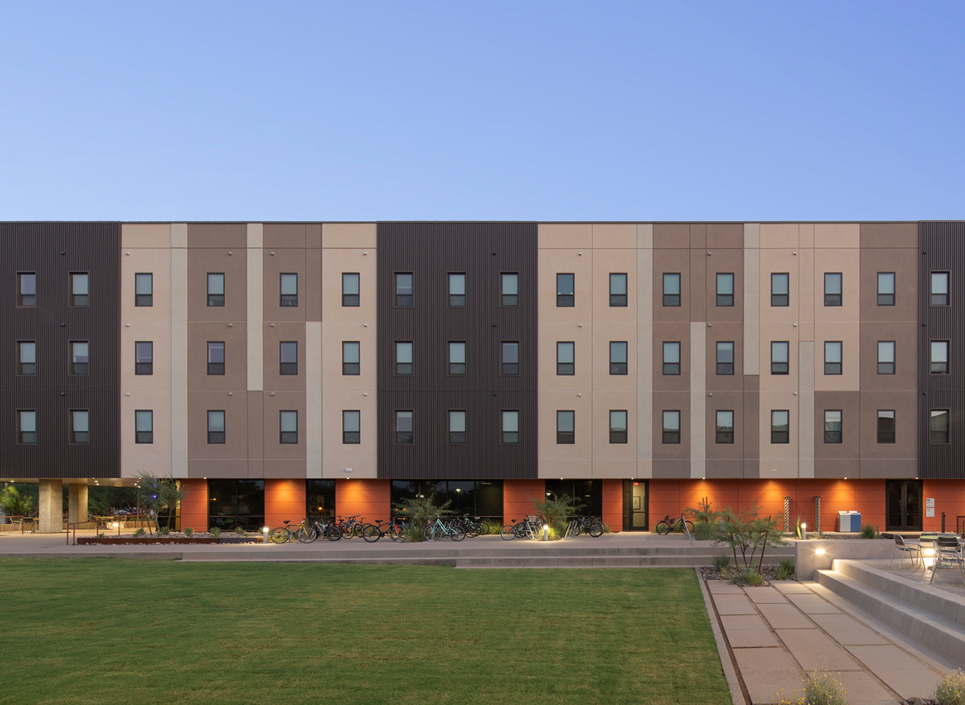 A Tale Of Two Projects How A Single University And Development Team 